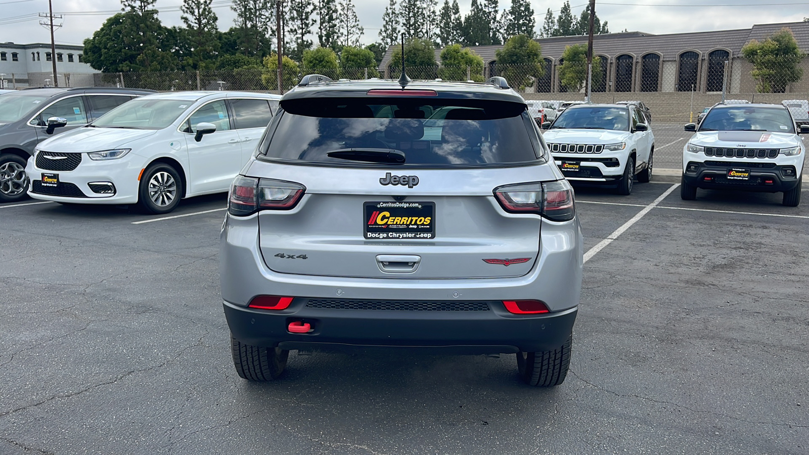 2023 Jeep Compass Trailhawk 5