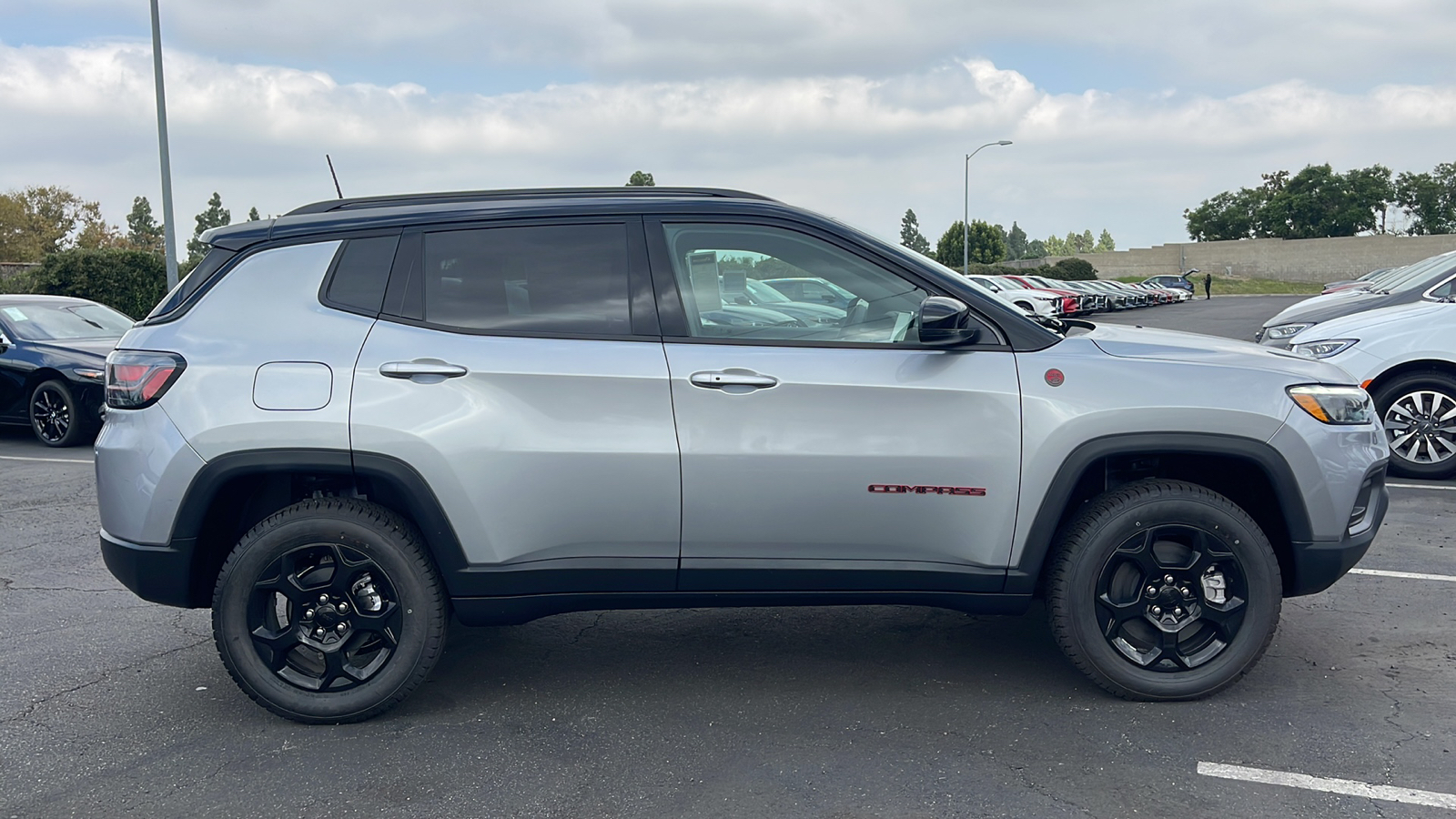 2023 Jeep Compass Trailhawk 7