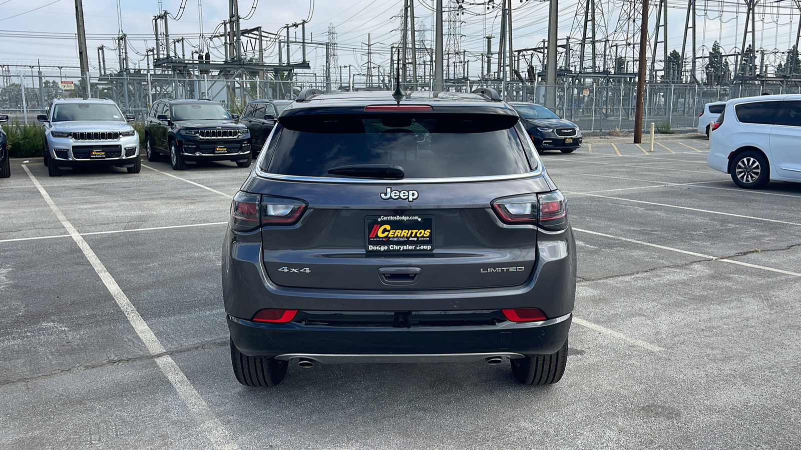 2023 Jeep Compass Limited 5