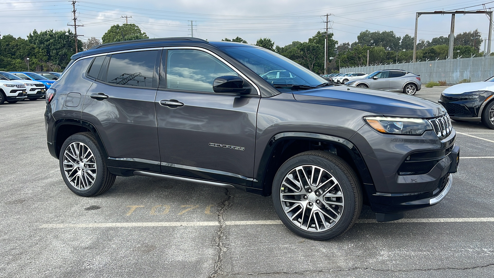 2023 Jeep Compass Limited 8