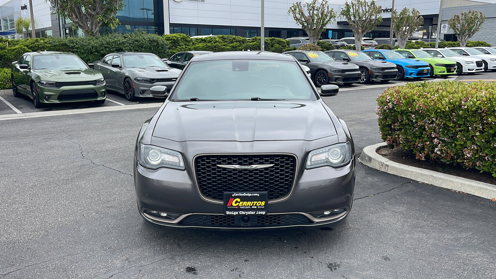 2018 Chrysler 300 300S 9