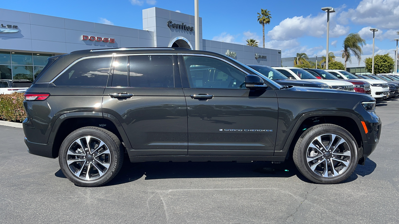 2023 Jeep Grand Cherokee 4xe Overland 7