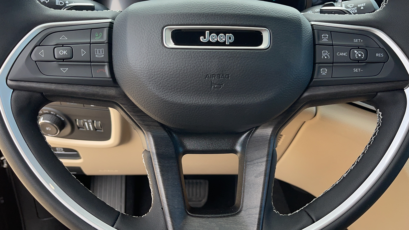 2023 Jeep Grand Cherokee 4xe  18