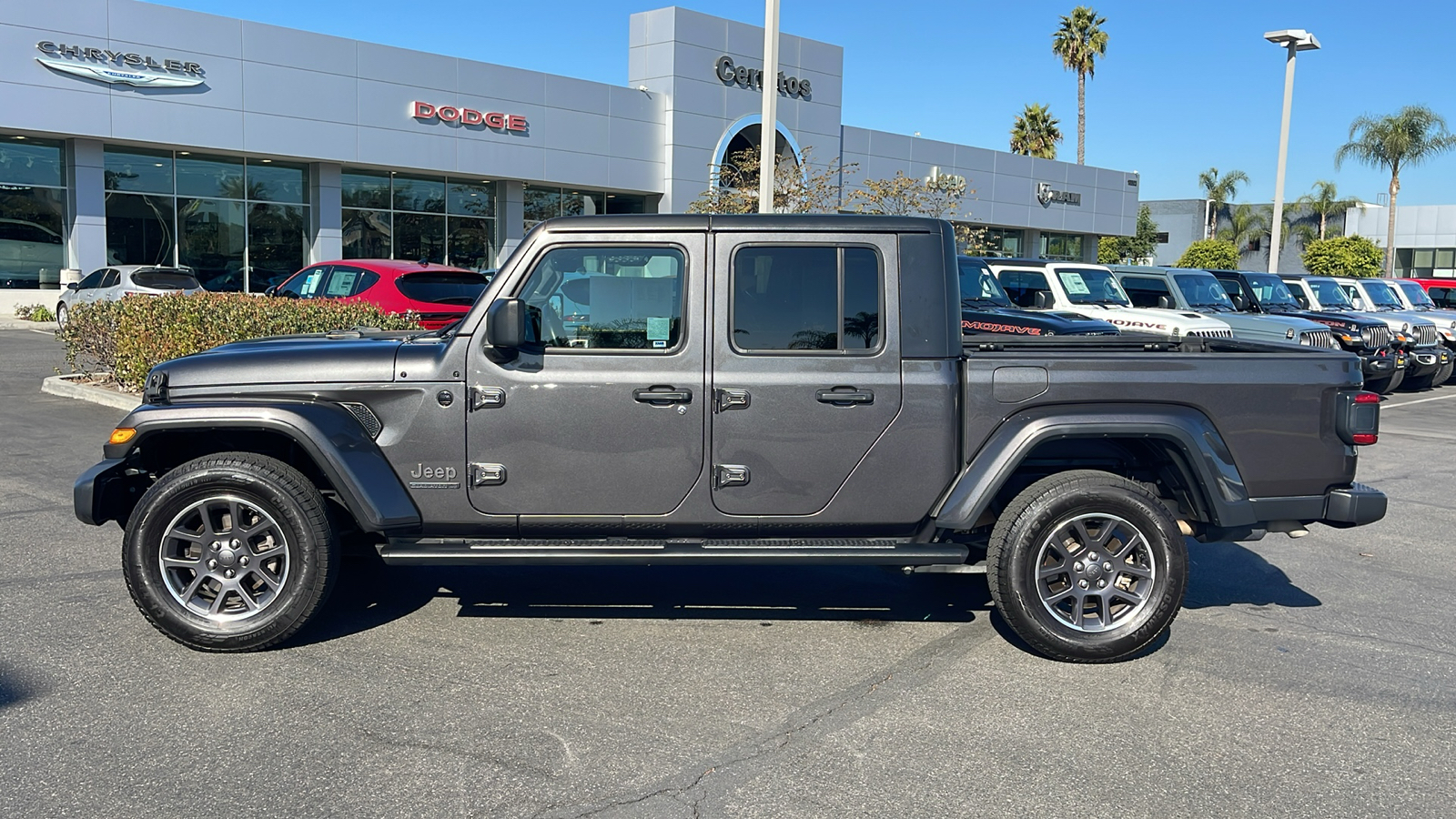 2021 Jeep Gladiator 80th Anniversary 3