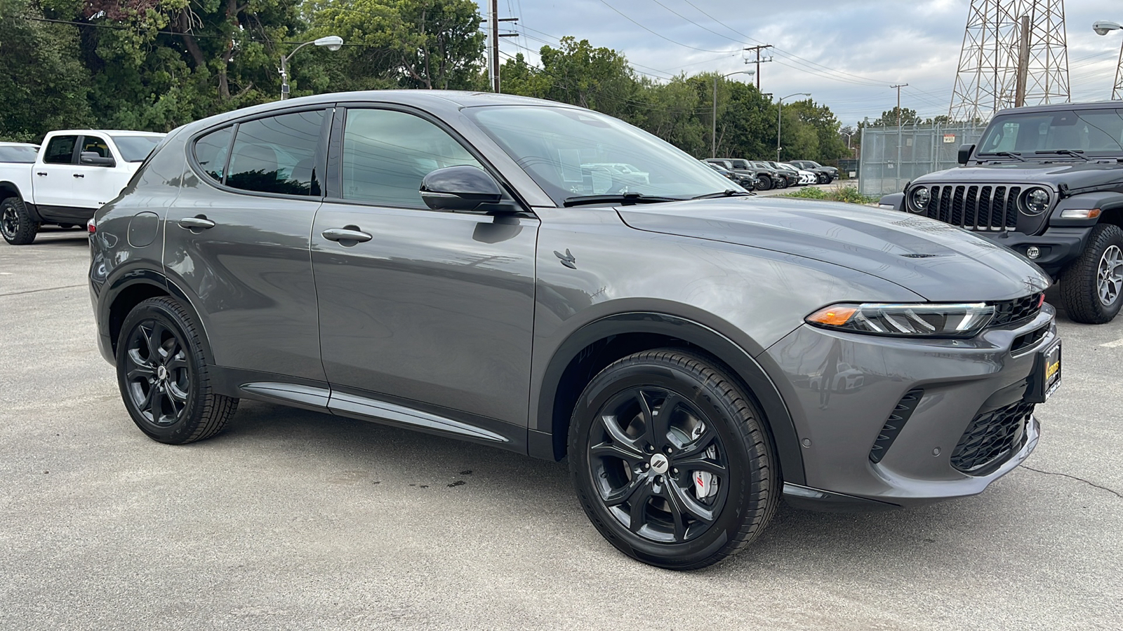 2024 Dodge Hornet R/T 8