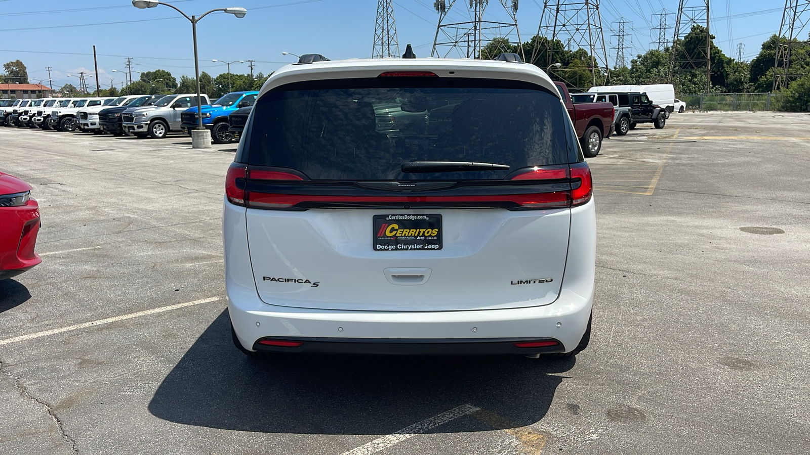 2024 Chrysler Pacifica Limited 5