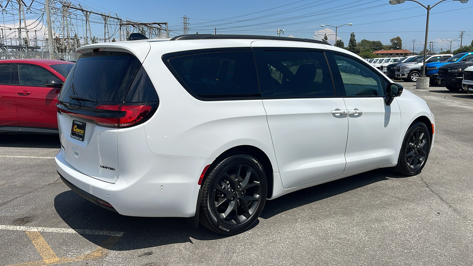 2024 Chrysler Pacifica Limited 6