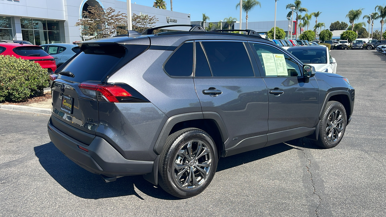 2023 Toyota RAV4 Hybrid XLE Premium 6