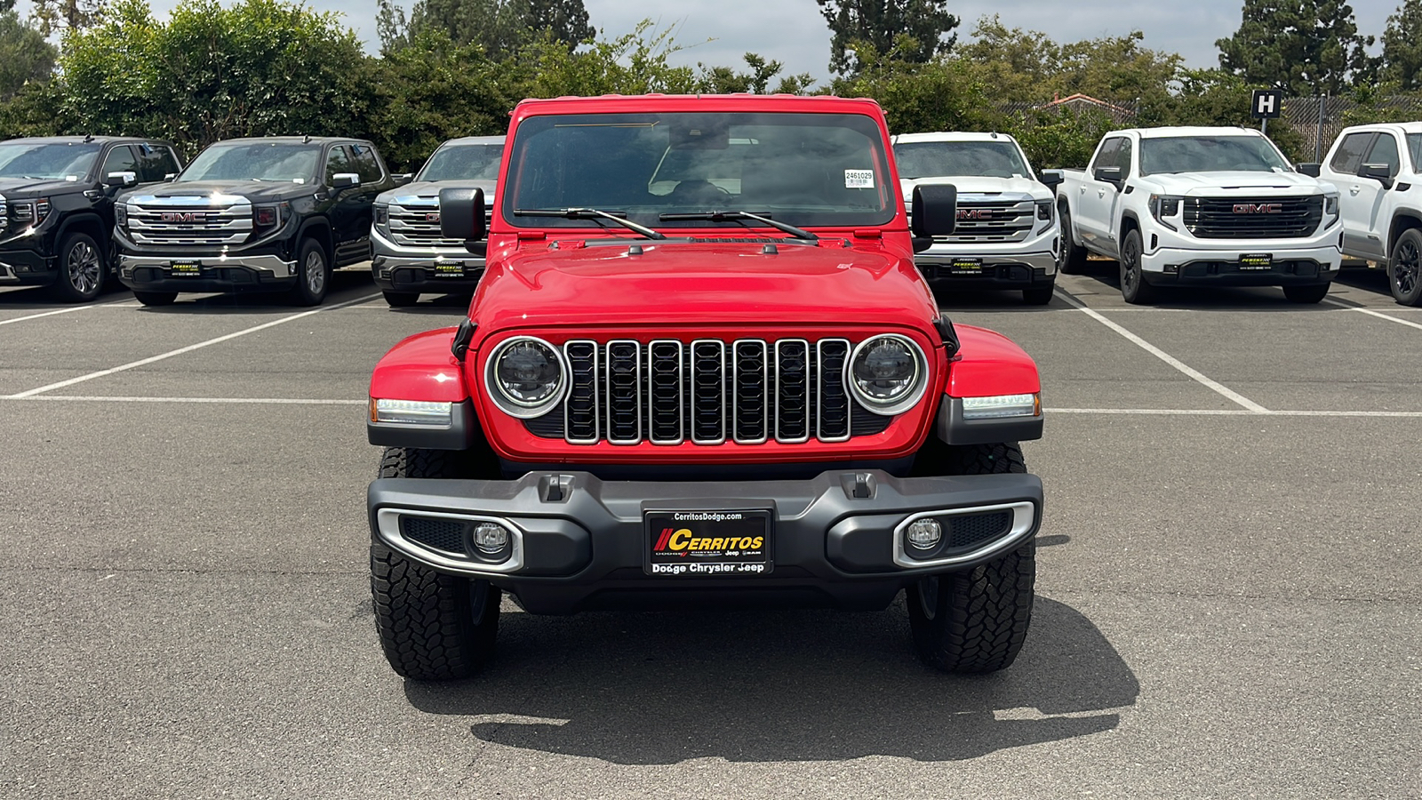 2024 Jeep Wrangler Sahara 9