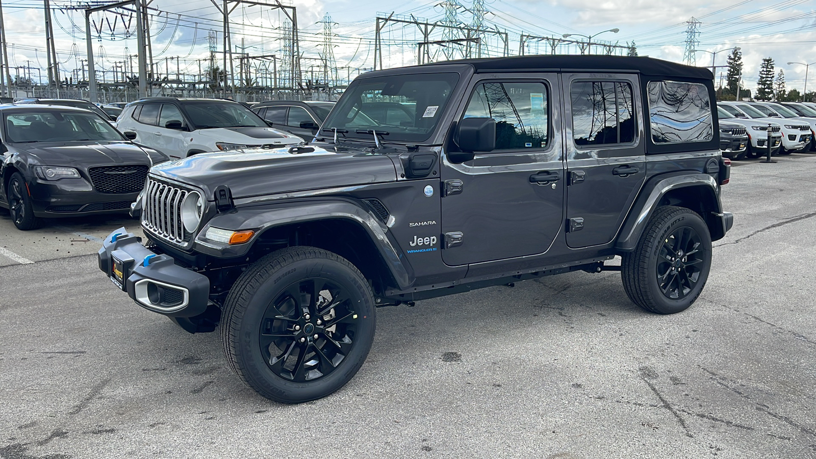 2024 Jeep Wrangler 4xe Sahara 2