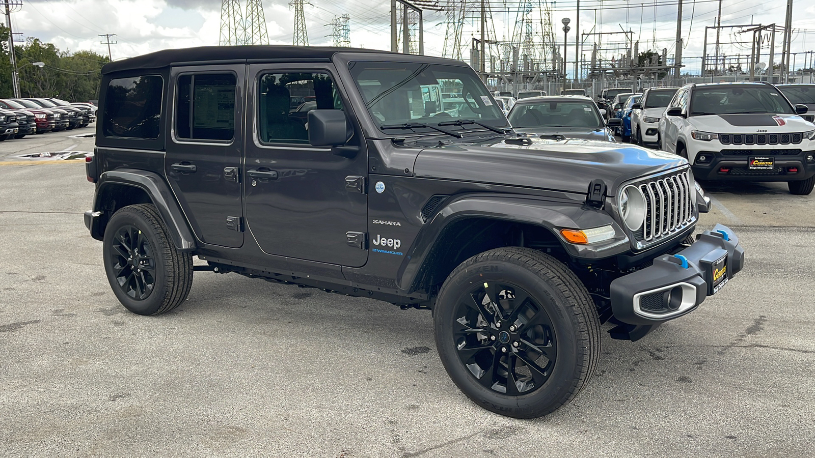 2024 Jeep Wrangler 4xe Sahara 8