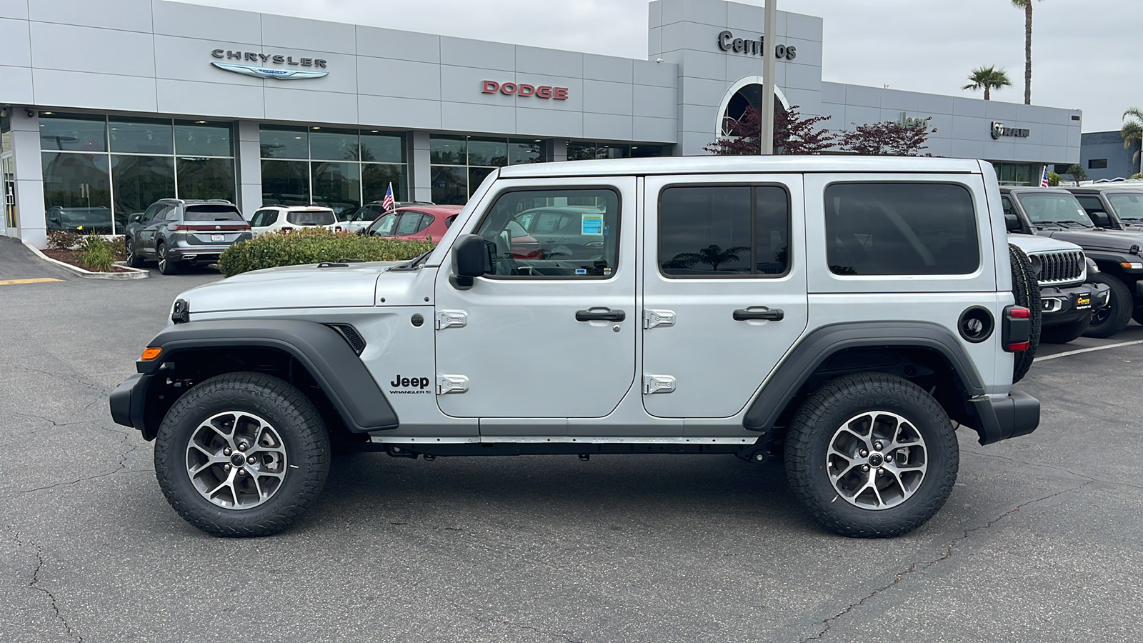 2024 Jeep Wrangler Sport S 3