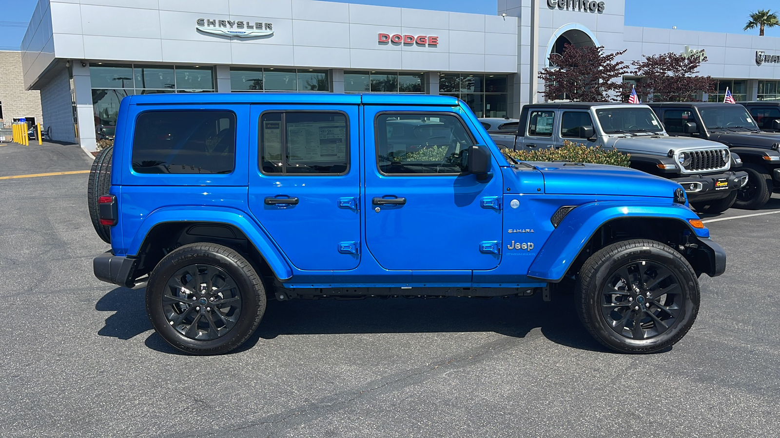 2024 Jeep Wrangler 4xe Sahara 7