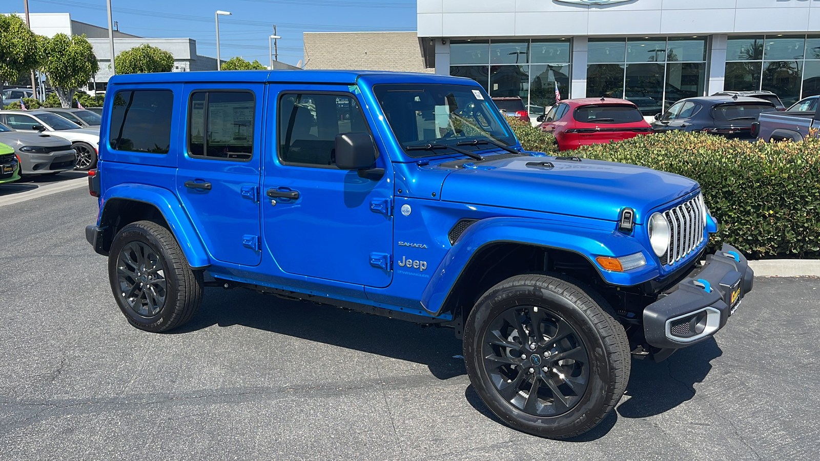 2024 Jeep Wrangler 4xe Sahara 8