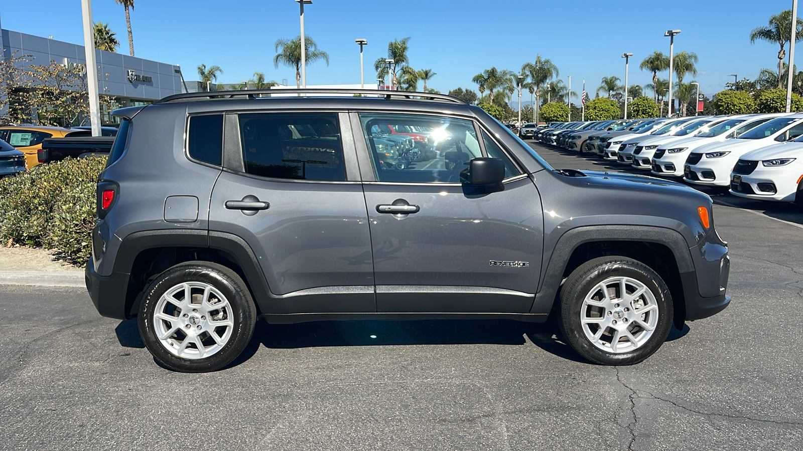 2022 Jeep Renegade Latitude 7