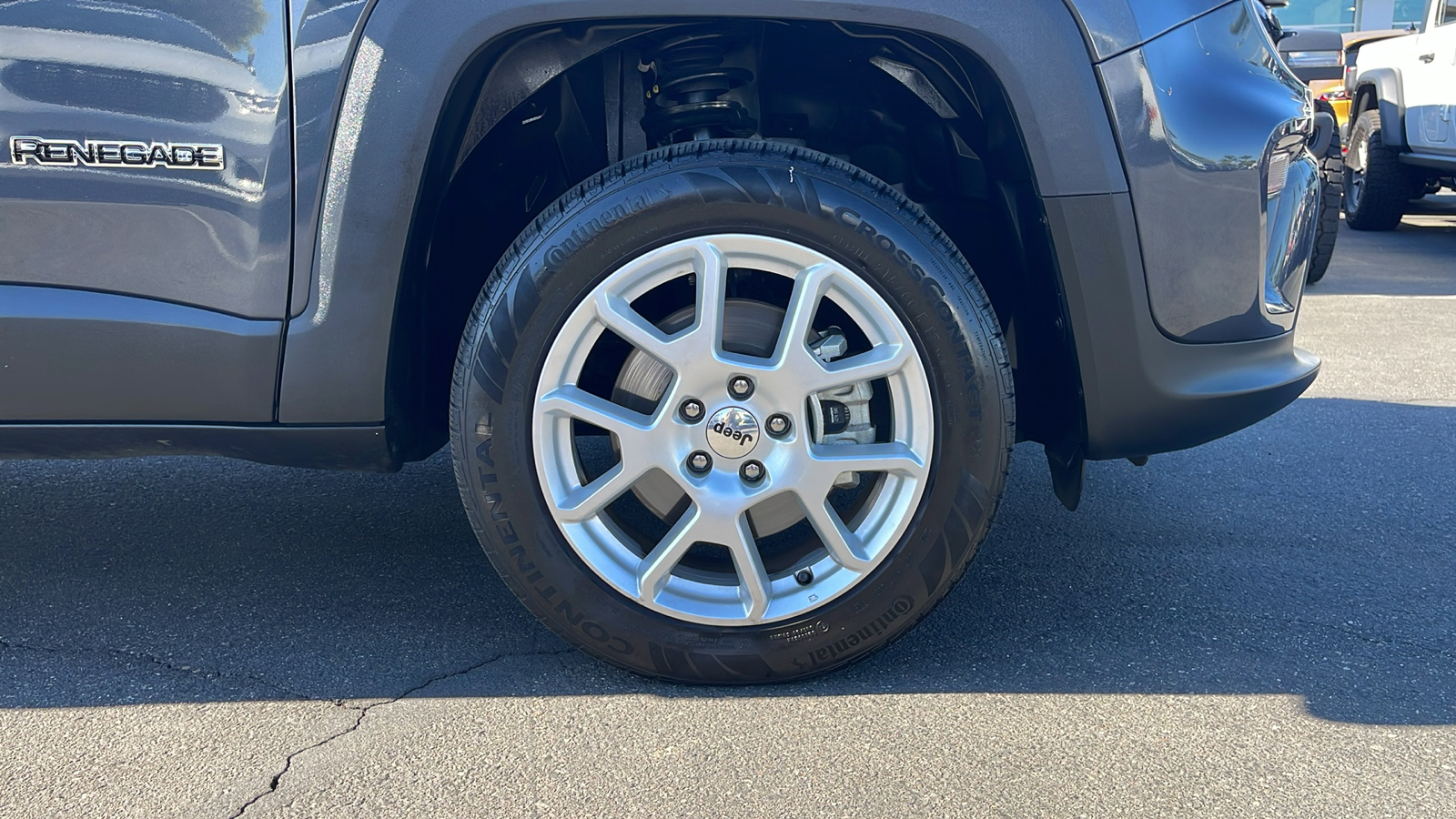 2022 Jeep Renegade Latitude 27