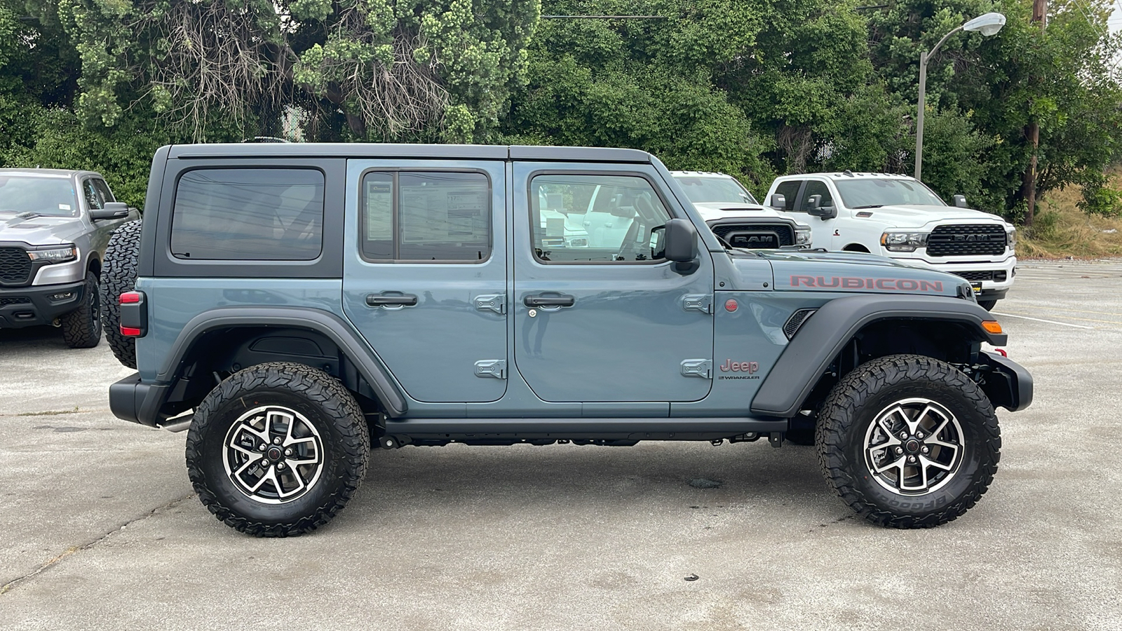 2024 Jeep Wrangler Rubicon 7