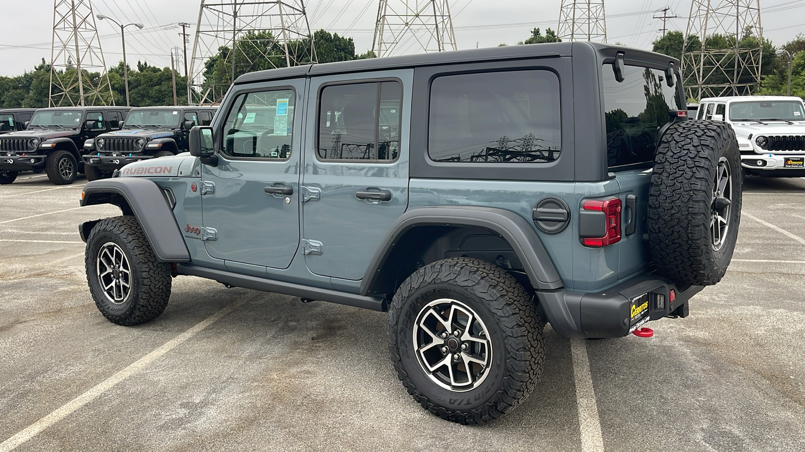 2024 Jeep Wrangler Rubicon 4