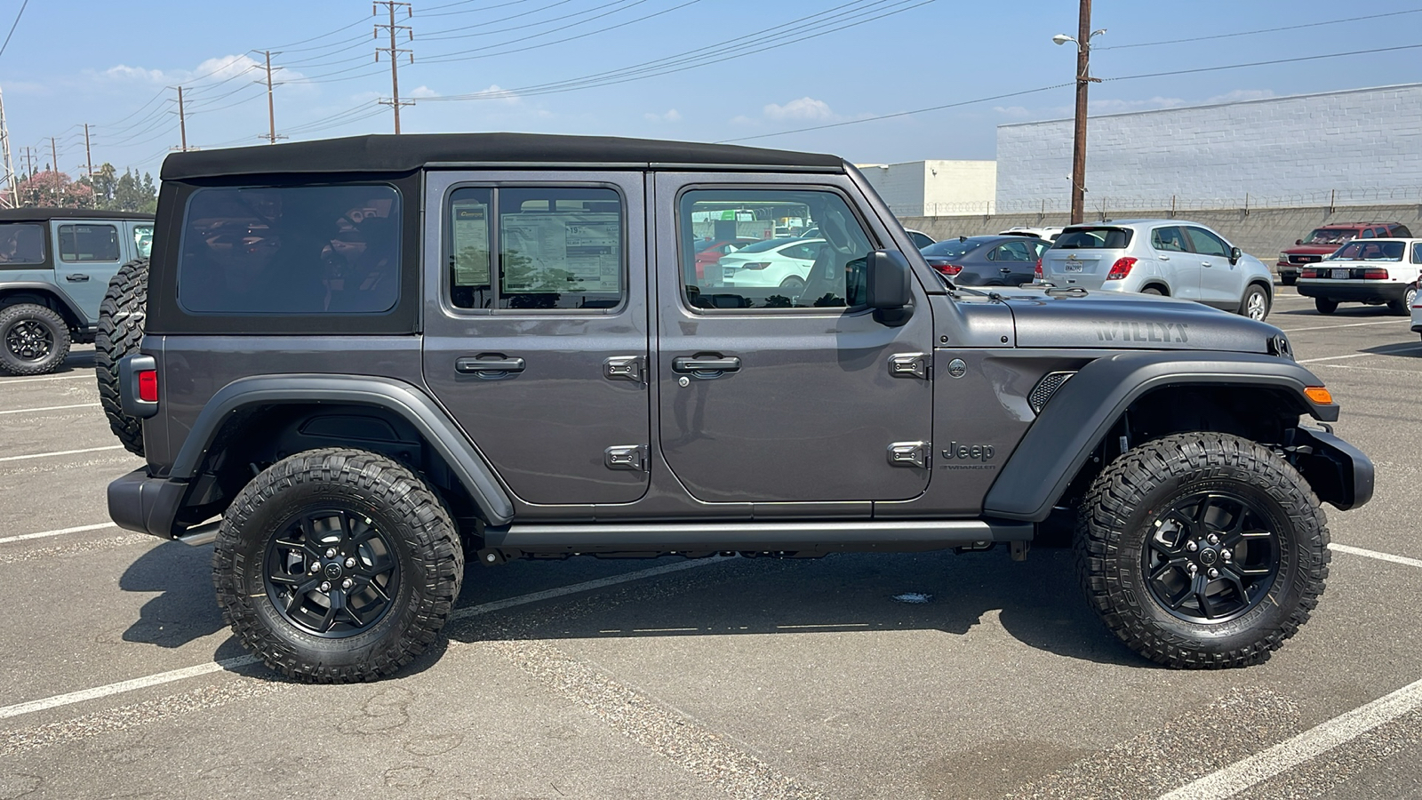 2024 Jeep Wrangler Willys 7