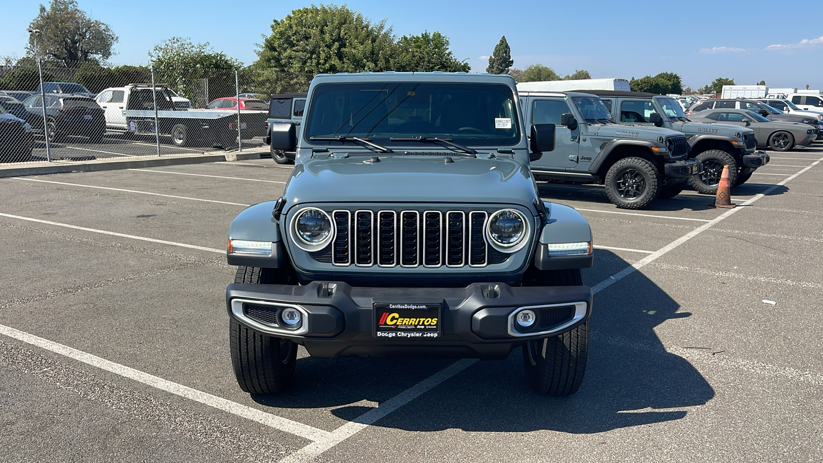 2024 Jeep Wrangler Sahara 9