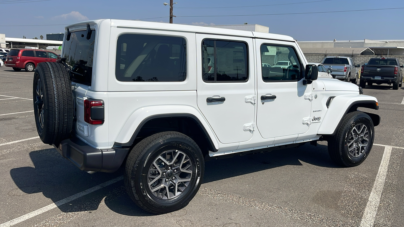 2024 Jeep Wrangler Sahara 6