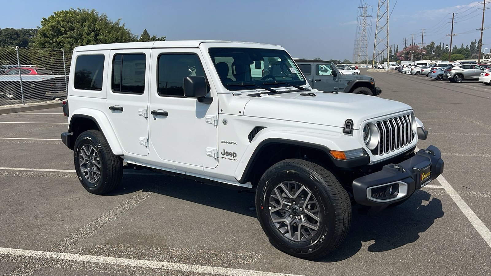 2024 Jeep Wrangler Sahara 8