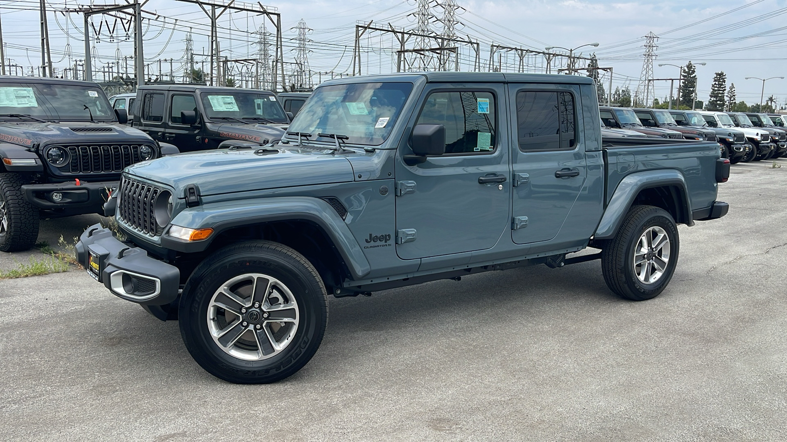 2024 Jeep Gladiator Sport S 1