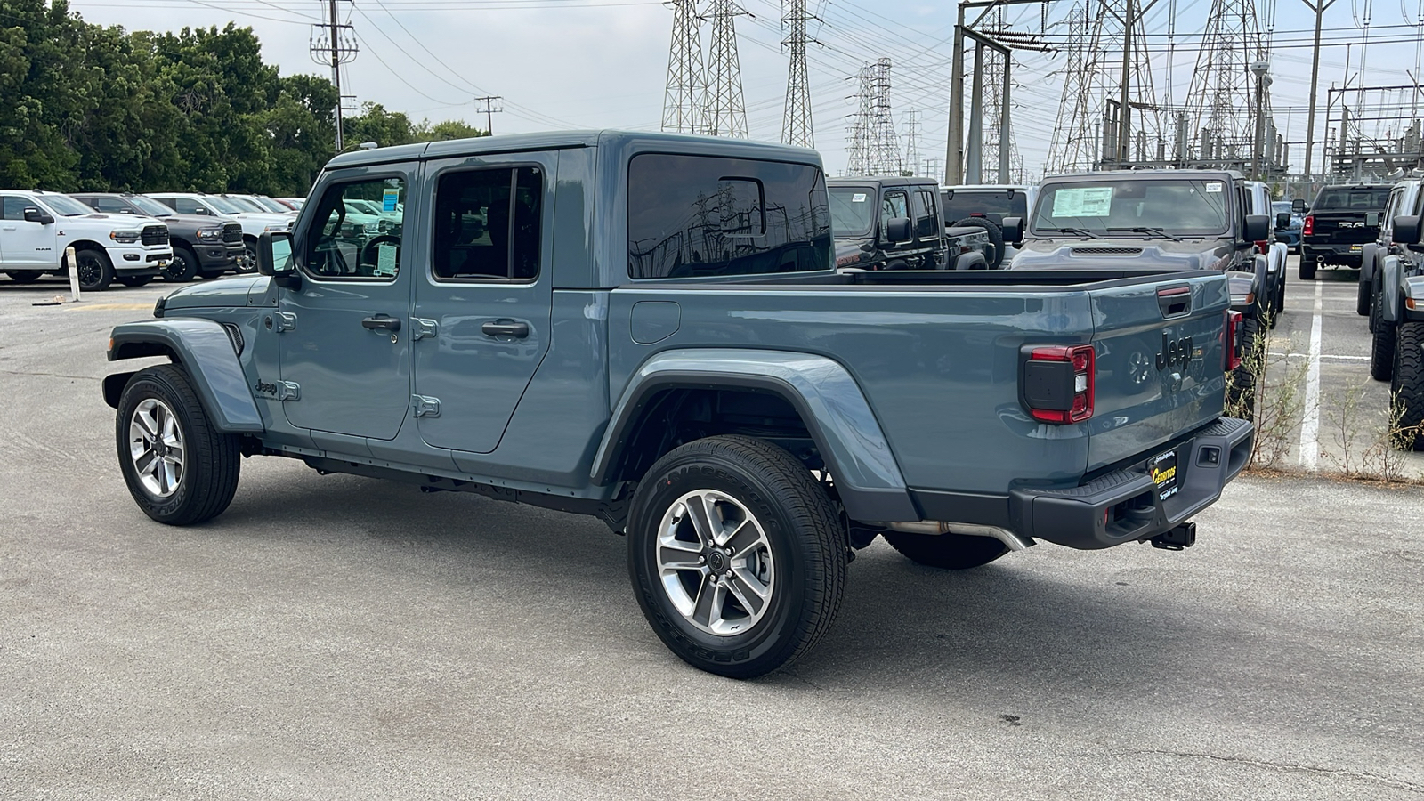 2024 Jeep Gladiator Sport S 4