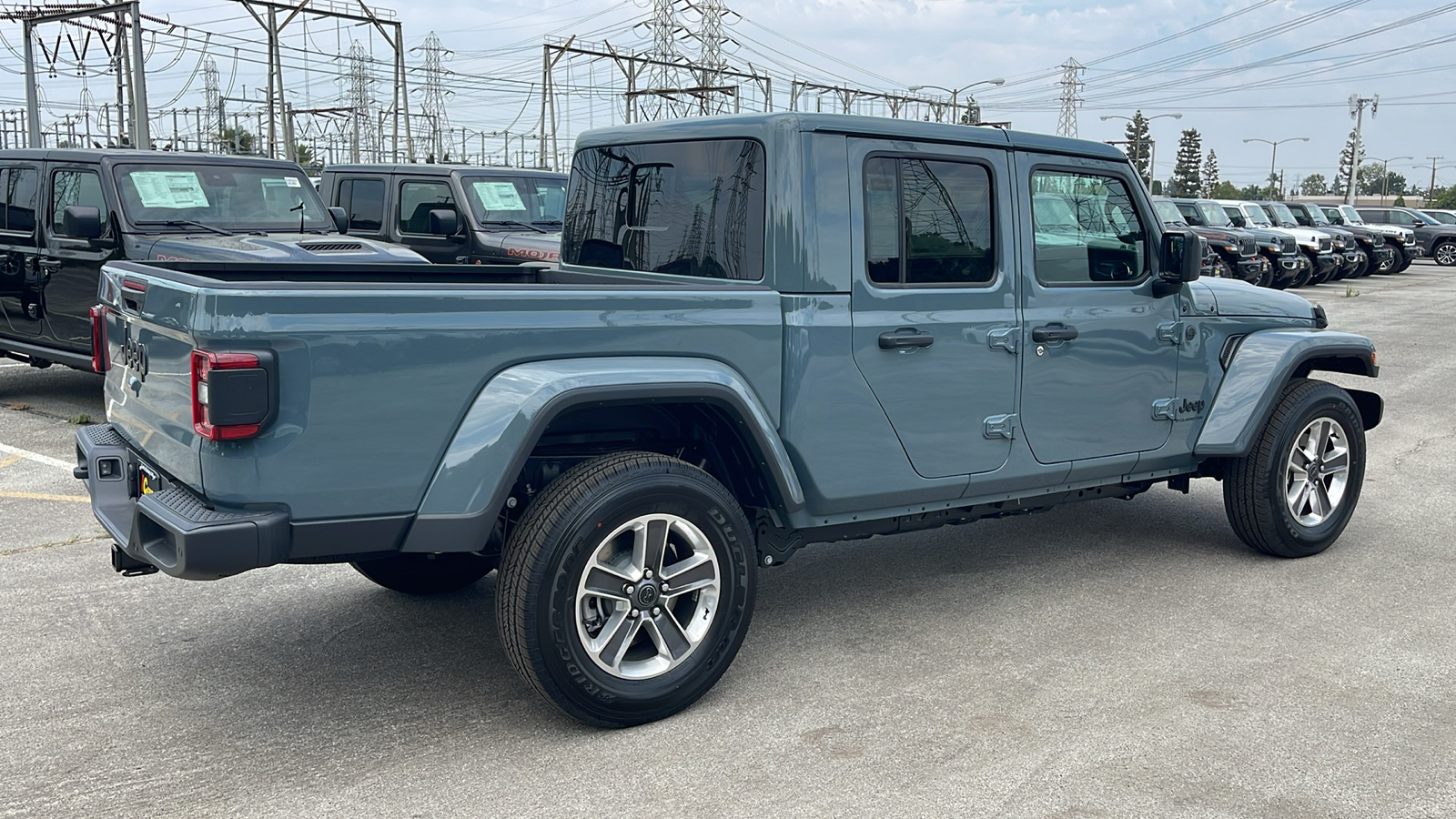 2024 Jeep Gladiator Sport S 6