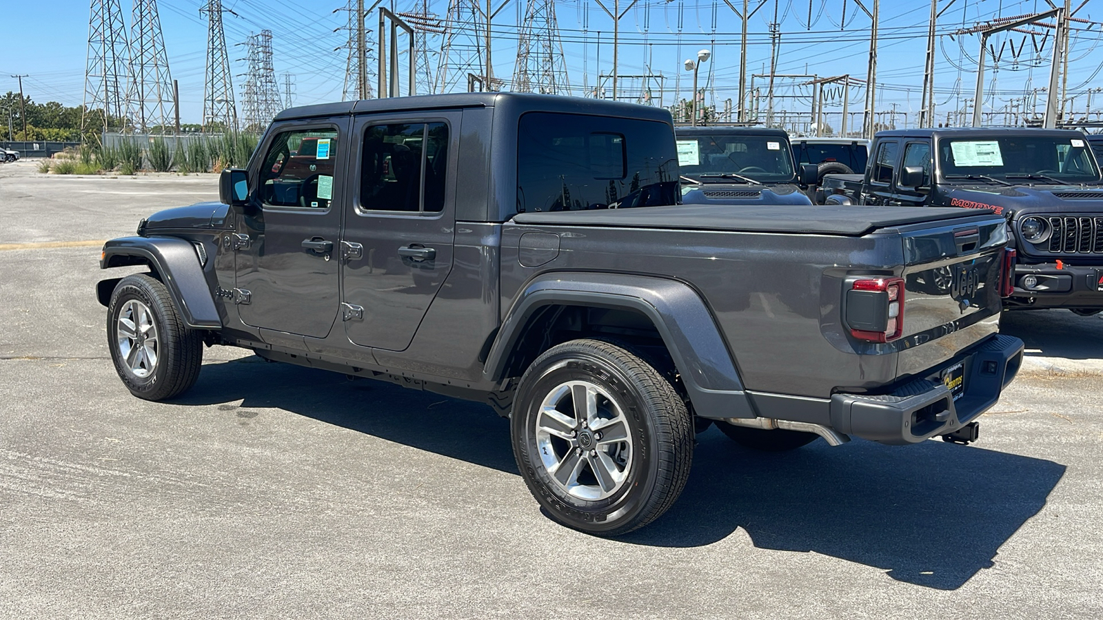 2024 Jeep Gladiator Sport S 4