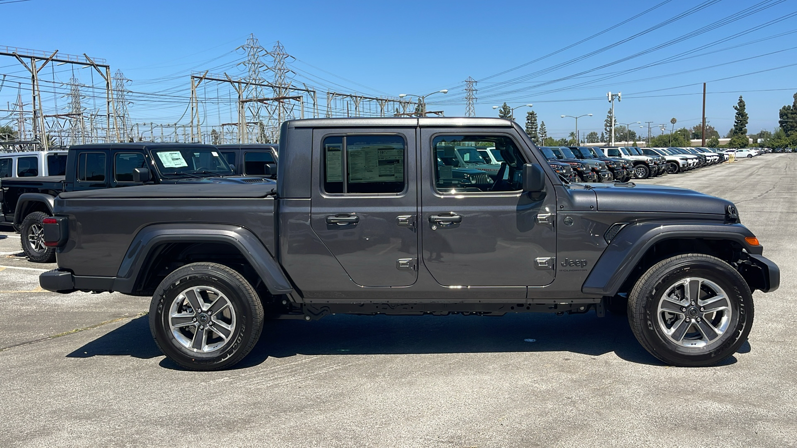 2024 Jeep Gladiator Sport S 7