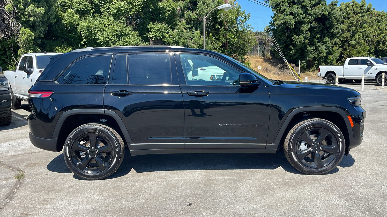 2024 Jeep Grand Cherokee Limited 7