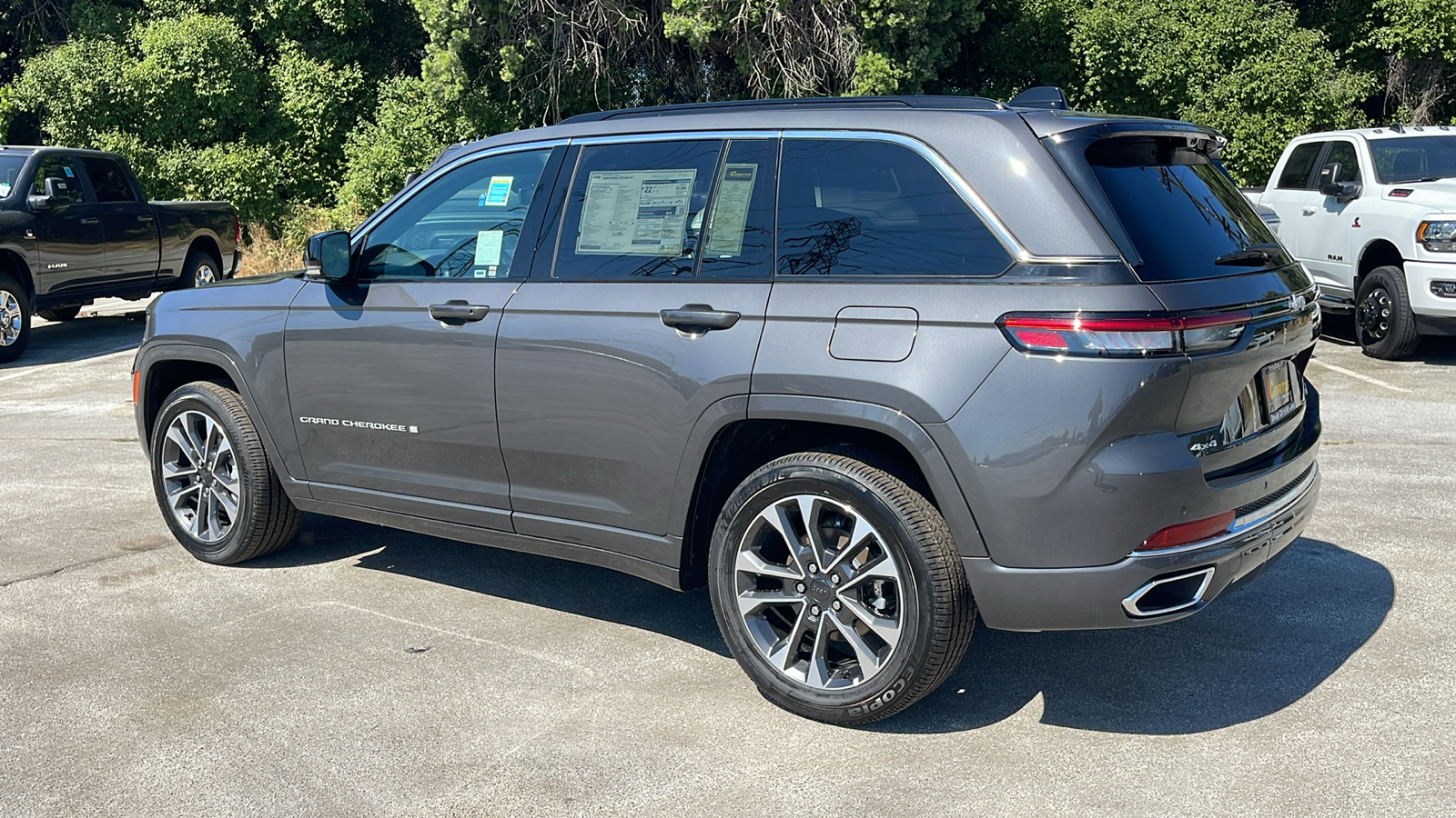 2024 Jeep Grand Cherokee Overland 4