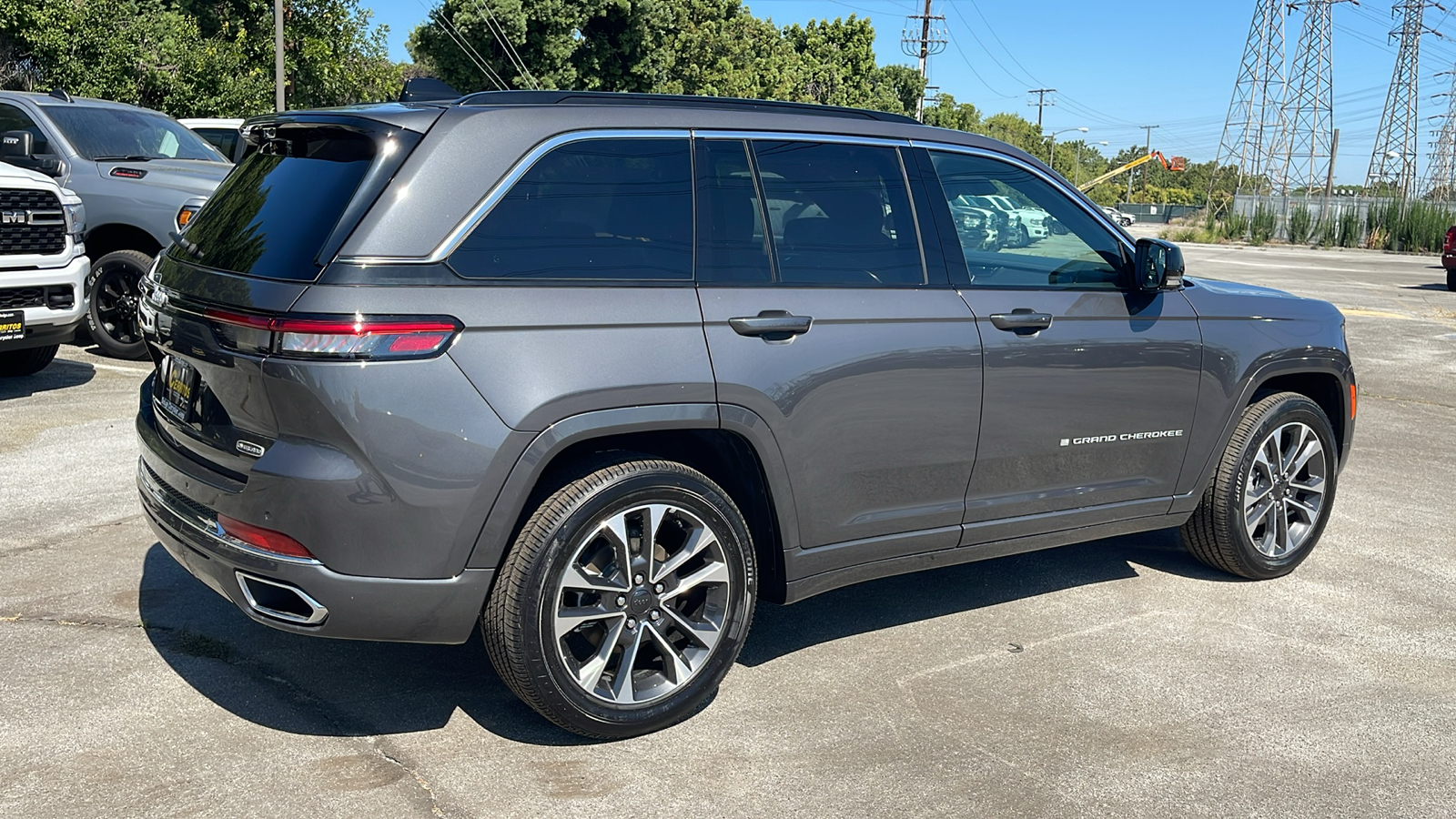 2024 Jeep Grand Cherokee Overland 6