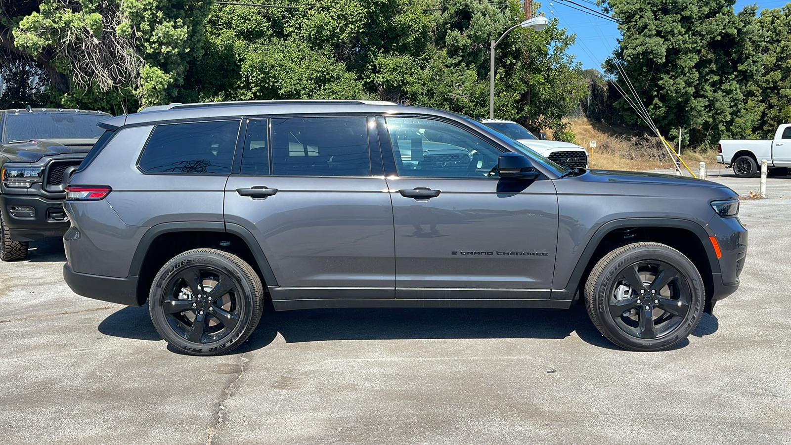 2024 Jeep Grand Cherokee L Altitude X 7