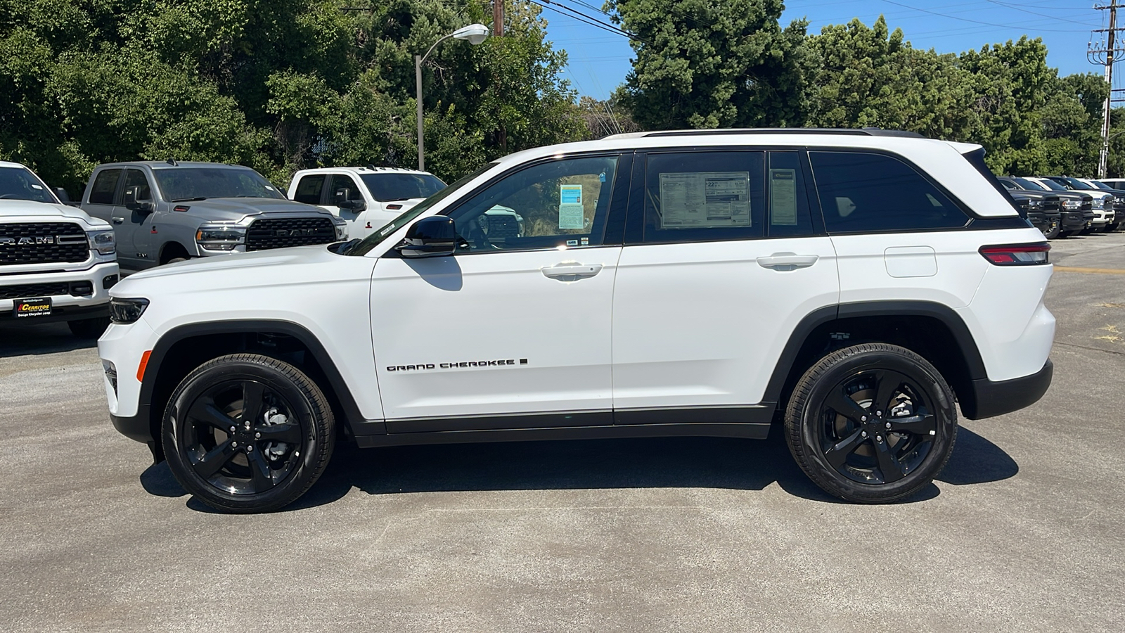 2024 Jeep Grand Cherokee Limited 3