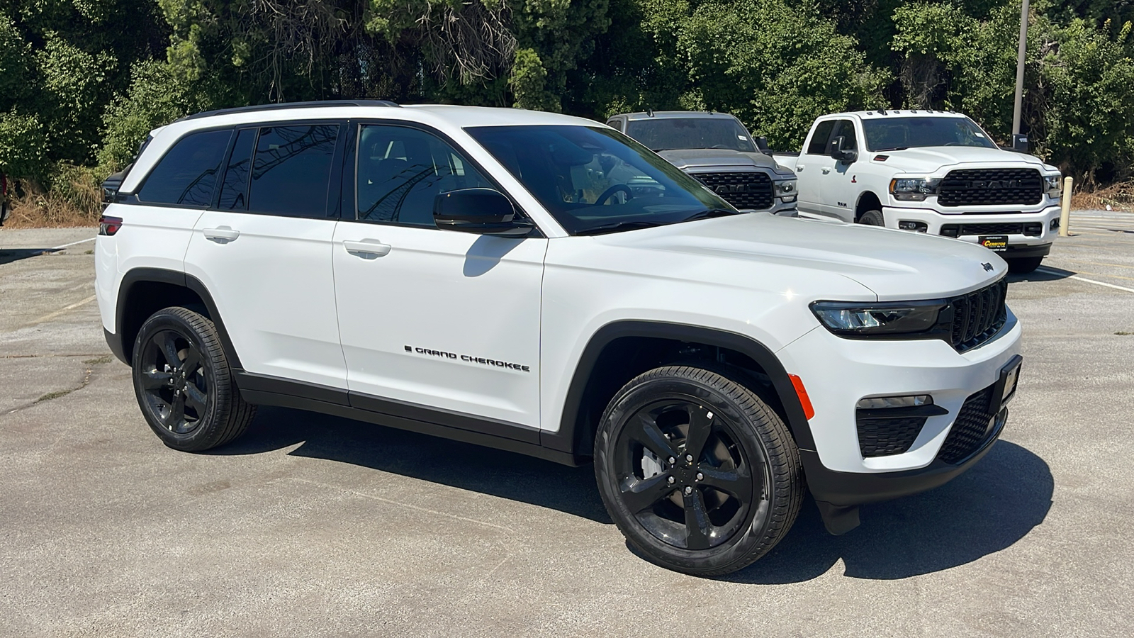 2024 Jeep Grand Cherokee Limited 8