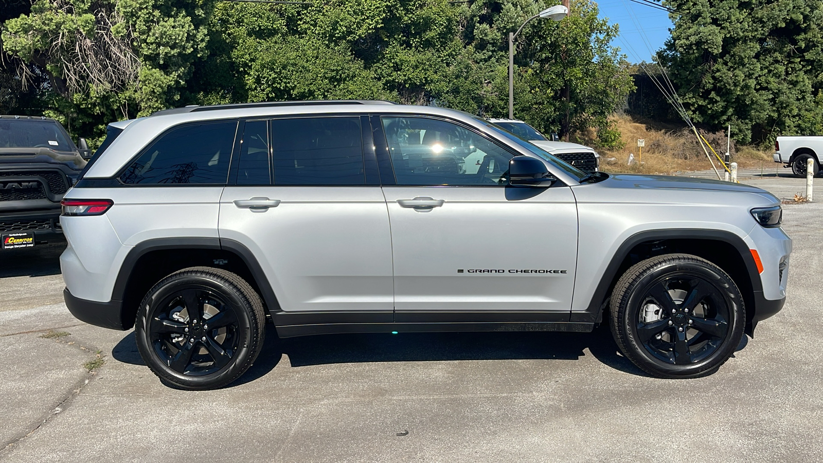 2024 Jeep Grand Cherokee Limited 7