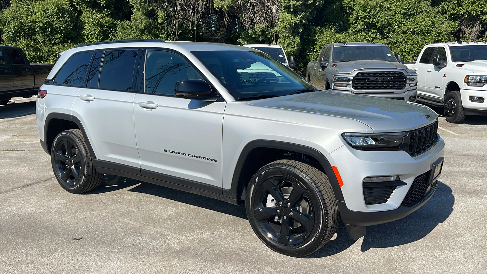 2024 Jeep Grand Cherokee Limited 8