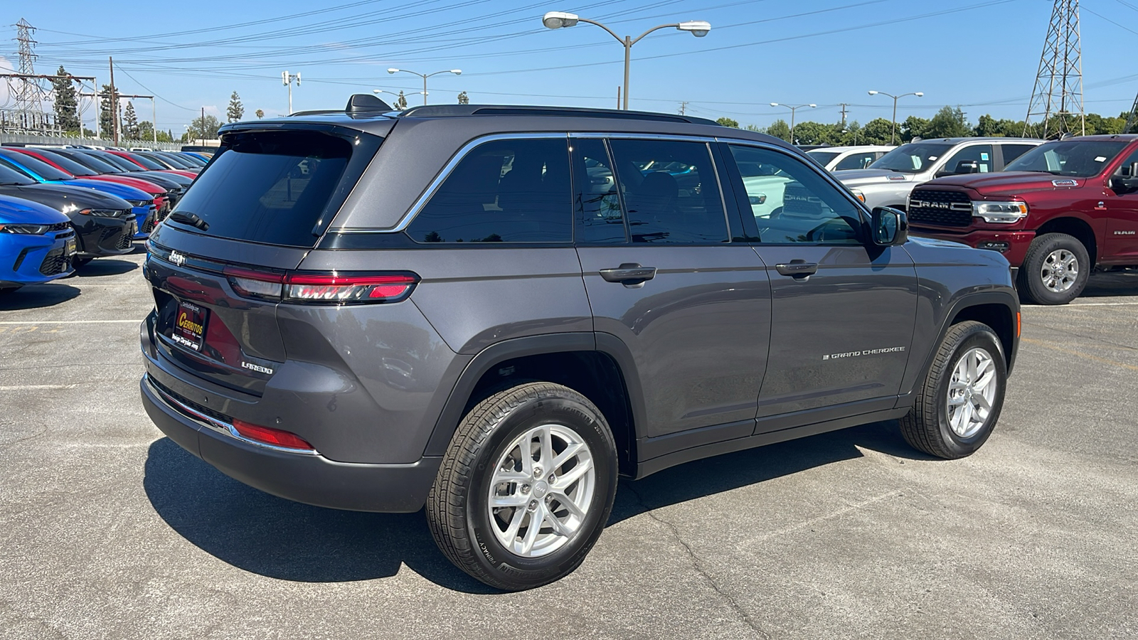 2024 Jeep Grand Cherokee Laredo X 6