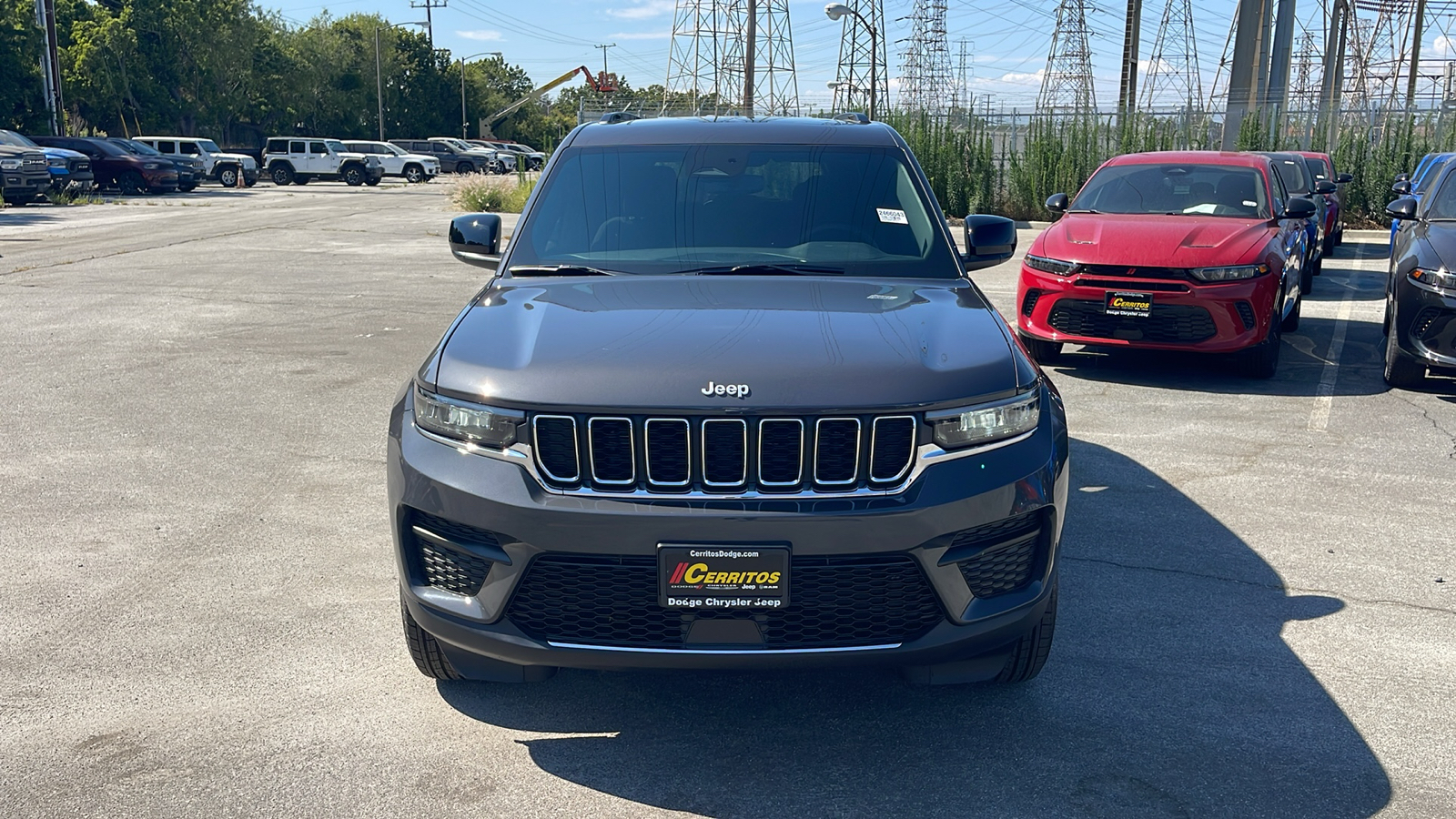 2024 Jeep Grand Cherokee Laredo X 9