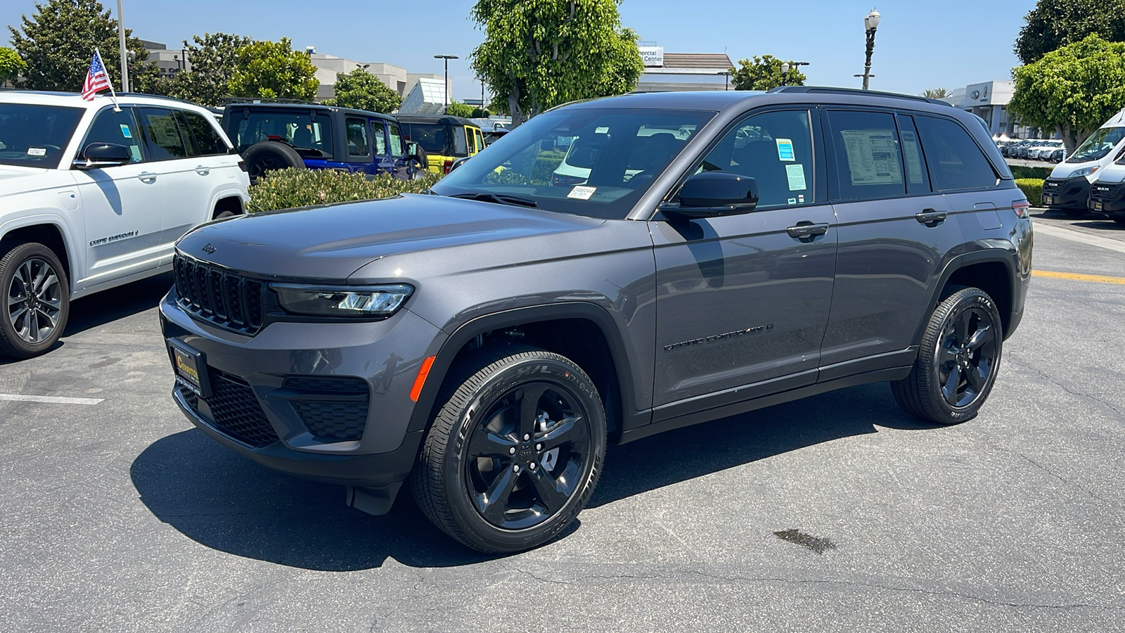 2024 Jeep Grand Cherokee Altitude X 2