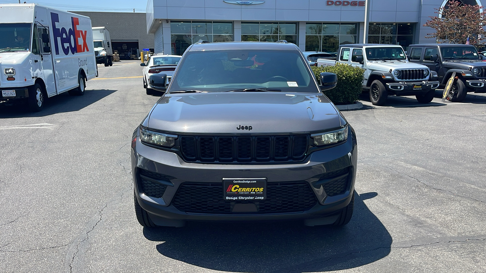 2024 Jeep Grand Cherokee Altitude X 9