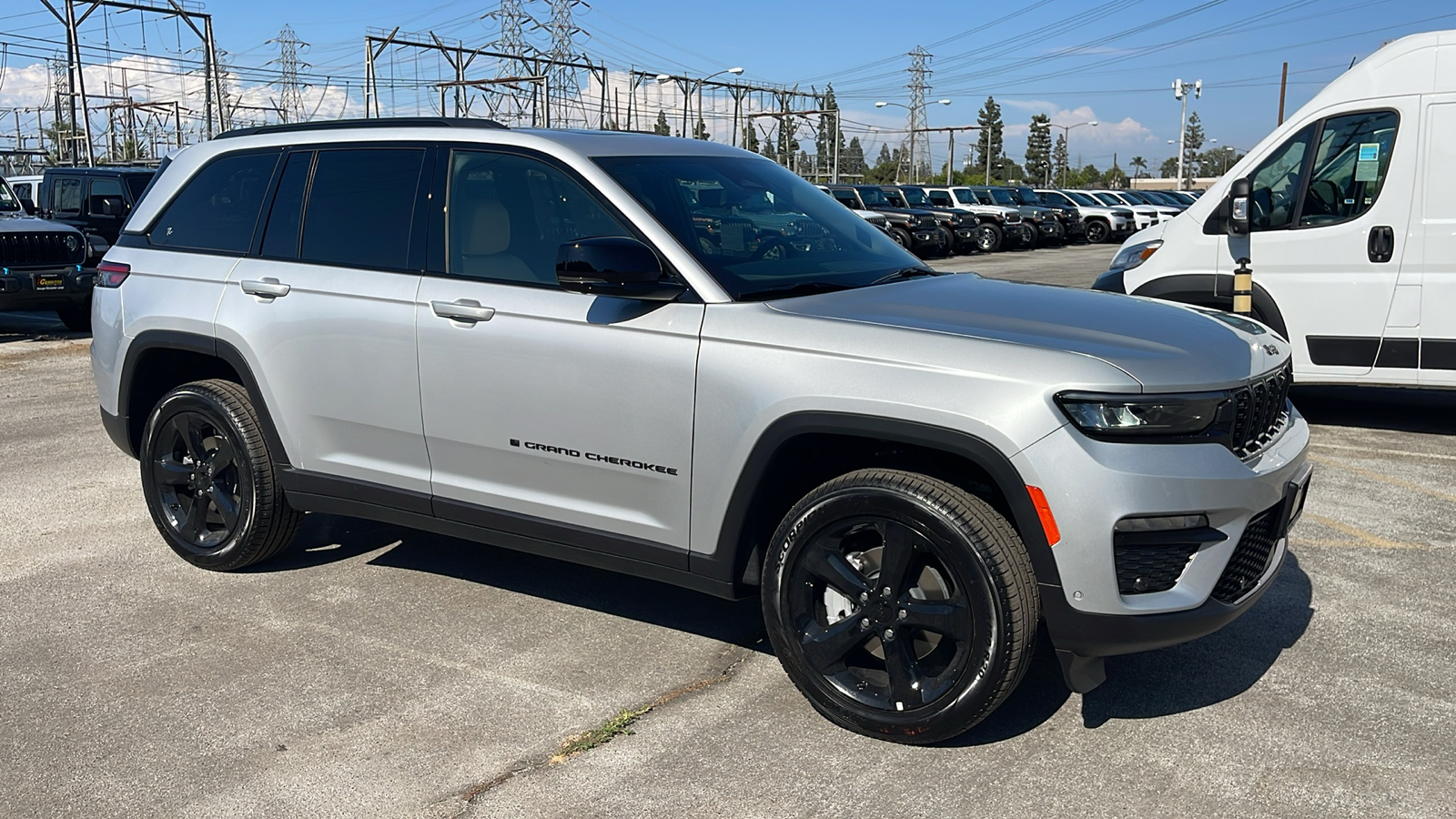 2024 Jeep Grand Cherokee Limited 8