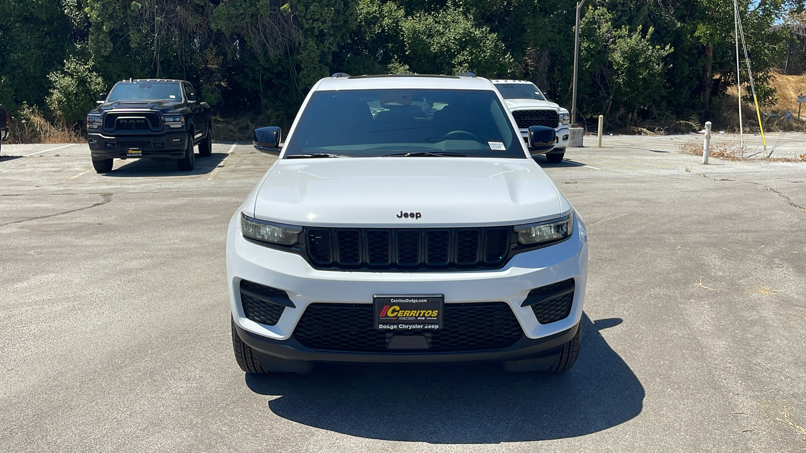 2024 Jeep Grand Cherokee Altitude X 9