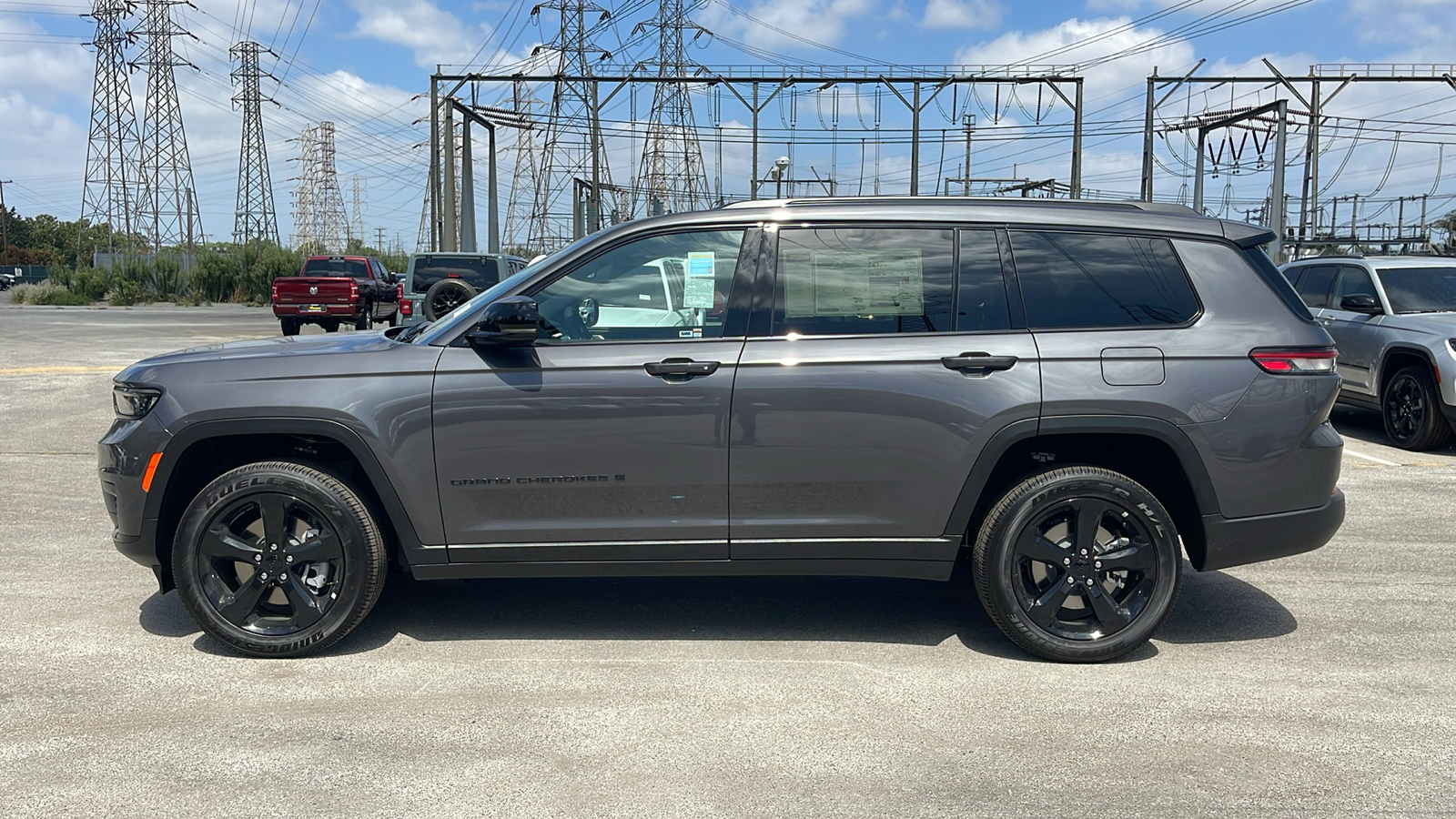 2024 Jeep Grand Cherokee L Altitude X 3