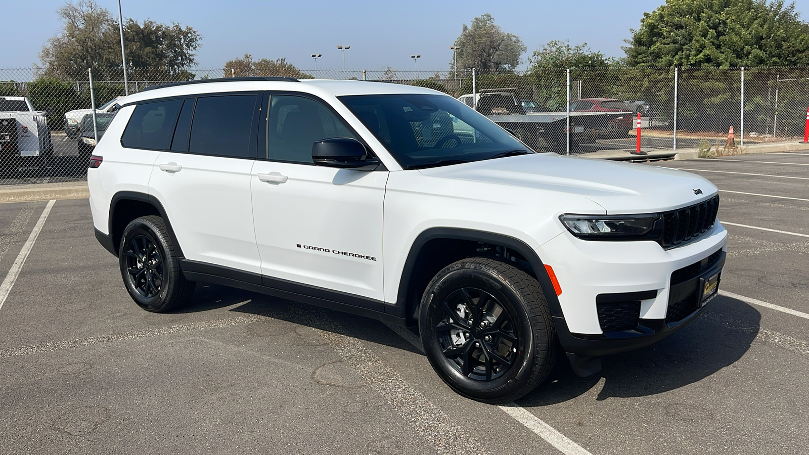 2024 Jeep Grand Cherokee L Altitude 8