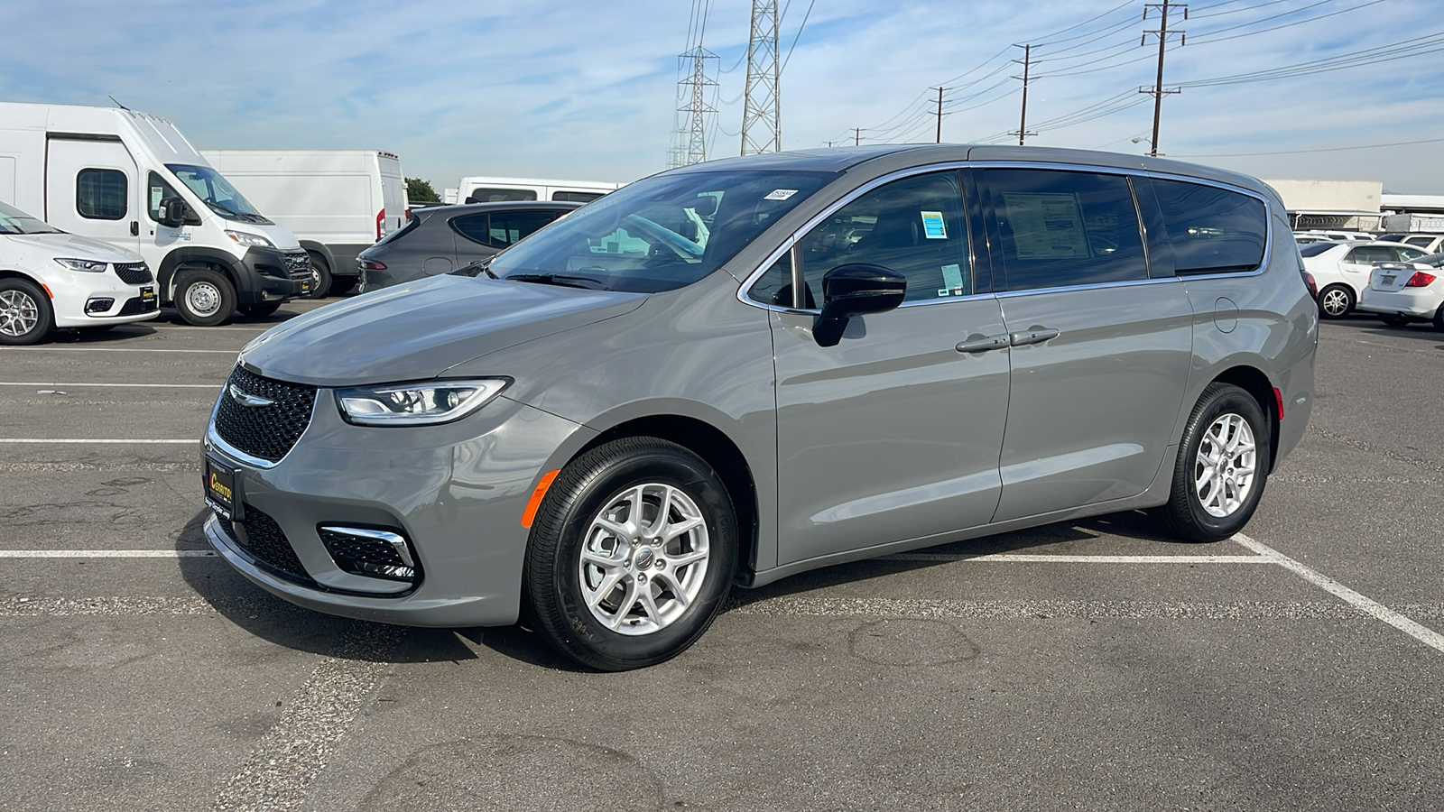 2025 Chrysler Pacifica Select 2