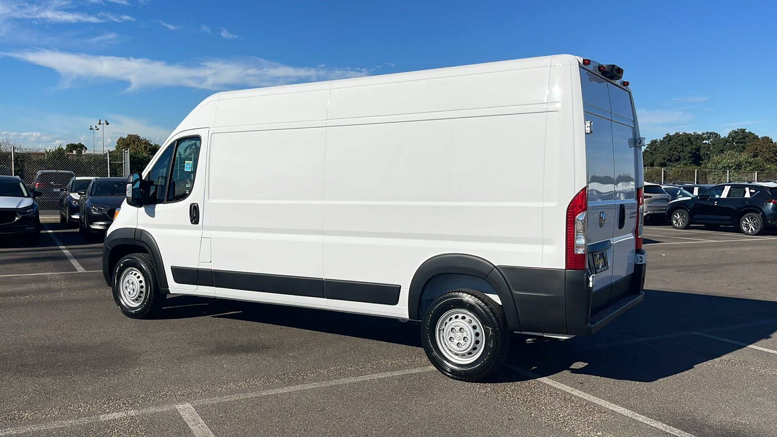 2025 Ram ProMaster Cargo Van Tradesman 4