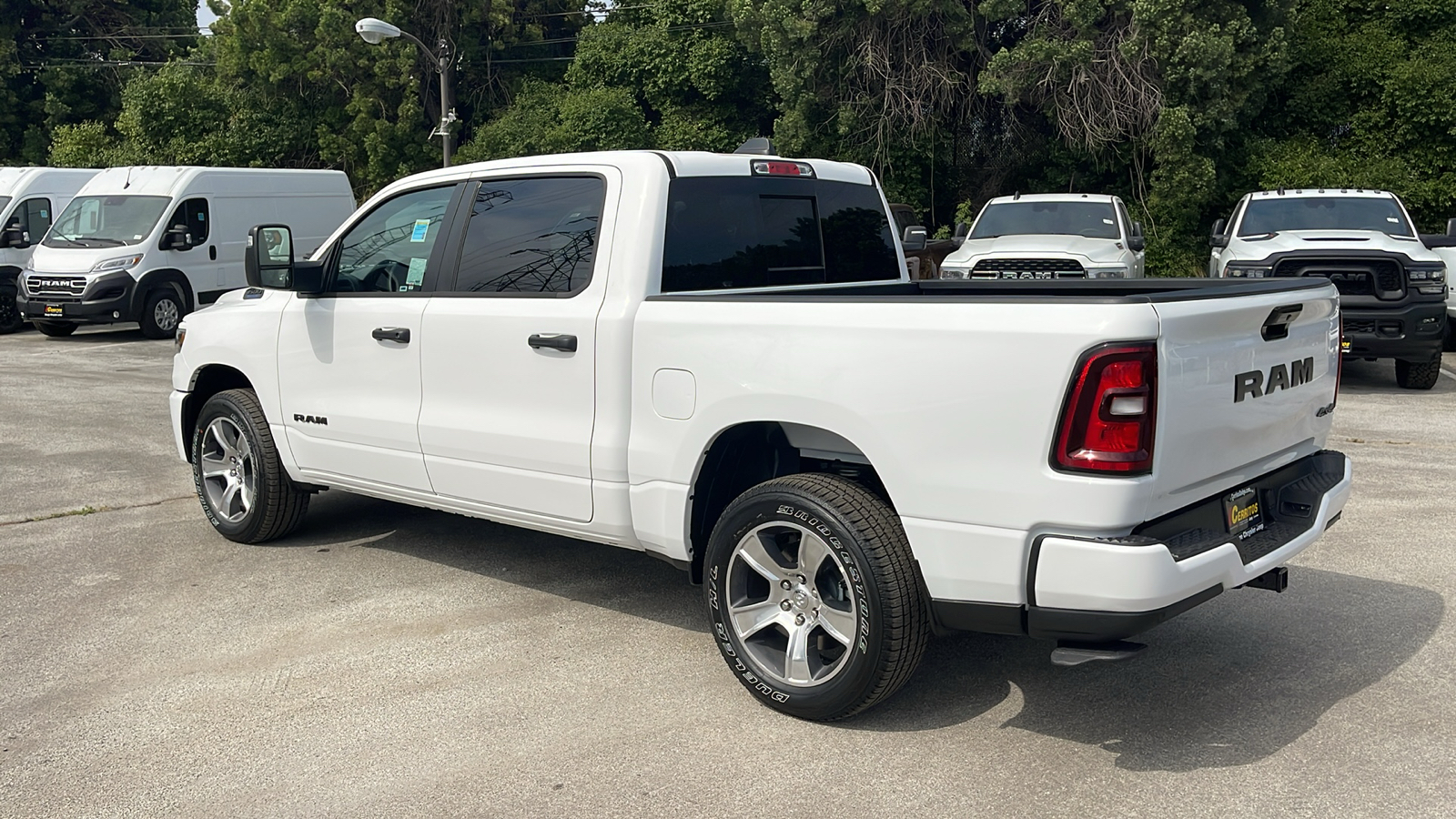 2025 Ram 1500 Tradesman 4